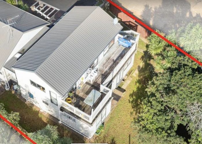  at 14 Sheralee Place, Bucklands Beach, Auckland