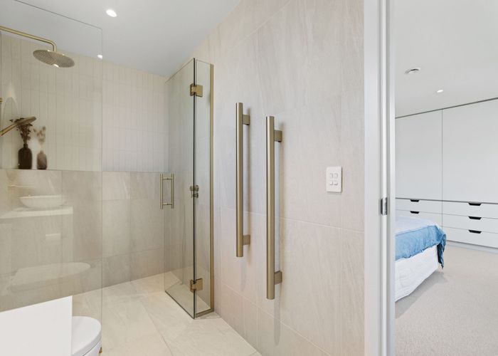  at 17 Doug Ledgerwood Drive, WANAKA