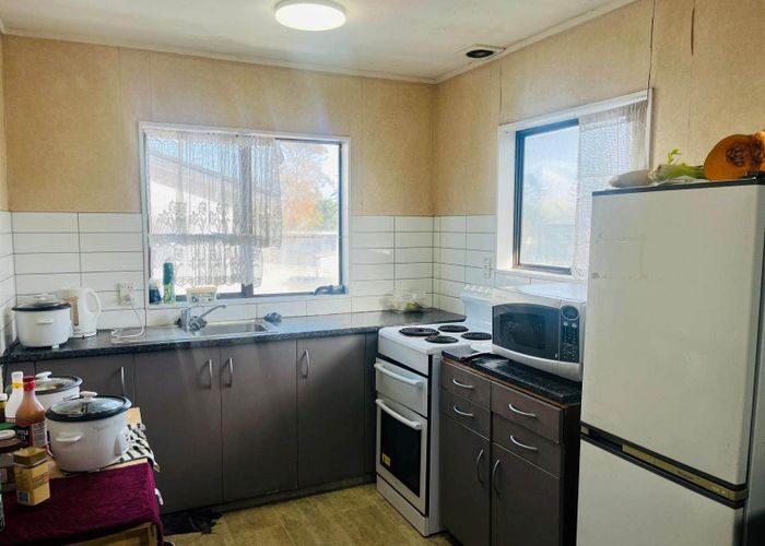  at 4/56 Hillside Road, Papatoetoe, Auckland