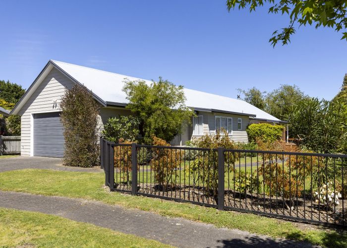 at 8 Haines Grove, Rainbow Point, Taupō