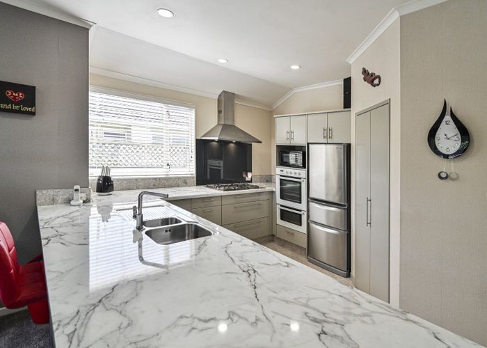  at 408 King Street South, Hastings
