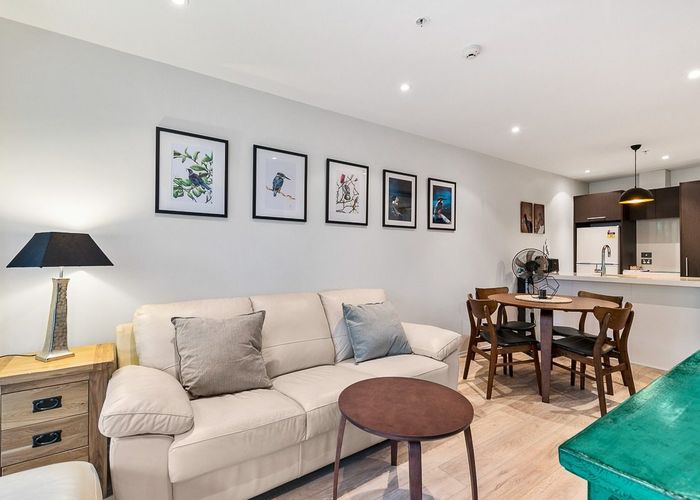  at 306/5 Howe Street, Auckland Central, Auckland