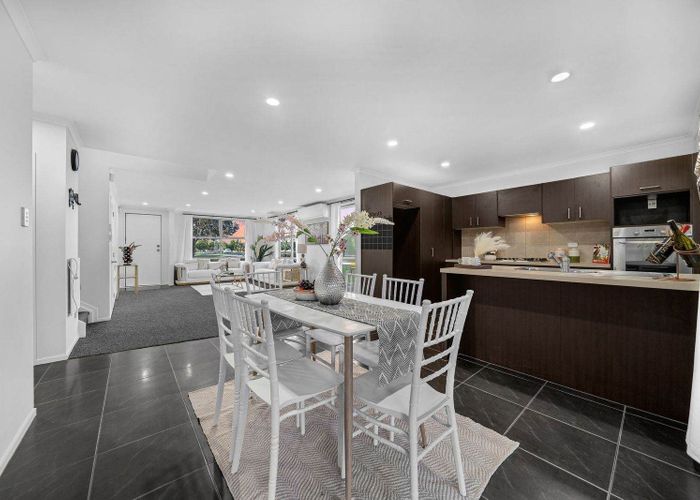  at 22 The Track, Takanini, Papakura, Auckland