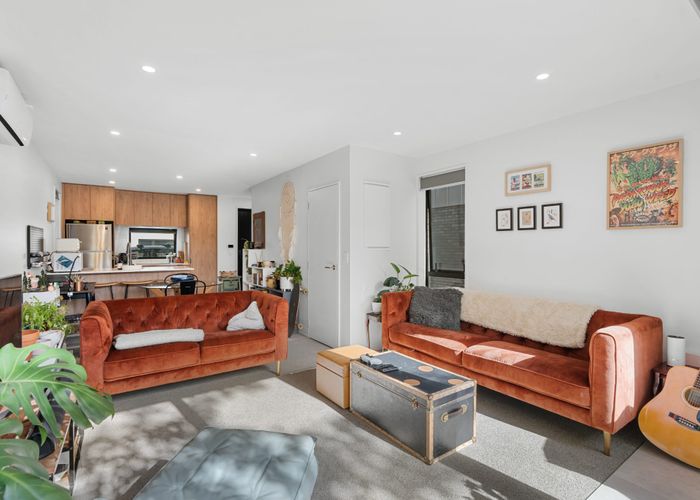  at 2/312 Worcester Street, Linwood, Christchurch City, Canterbury