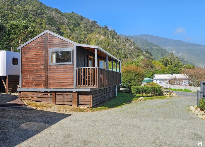  at 8 Cargills Road, BARRYTOWN, GREYMOUTH