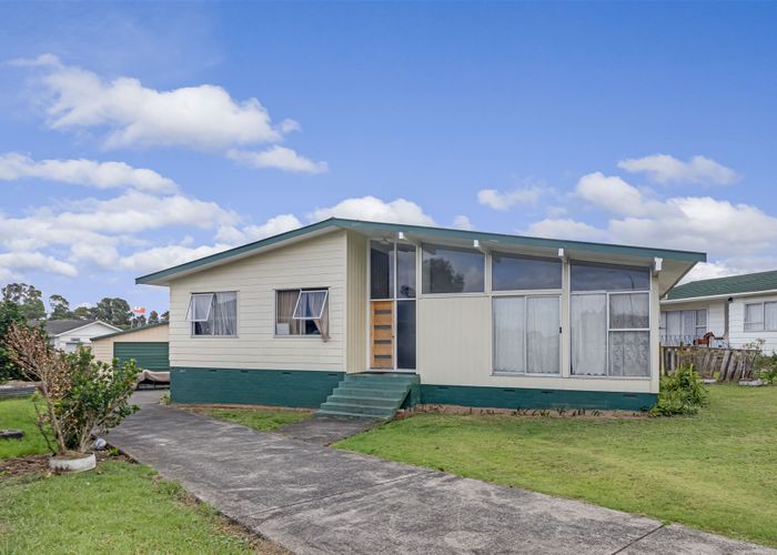  at 24 Orly Avenue, Mangere, Auckland