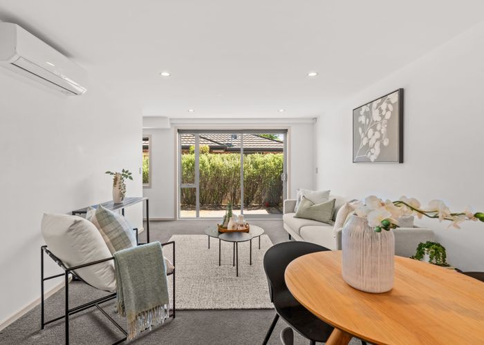  at 2/372 Worcester Street, Linwood, Christchurch City, Canterbury