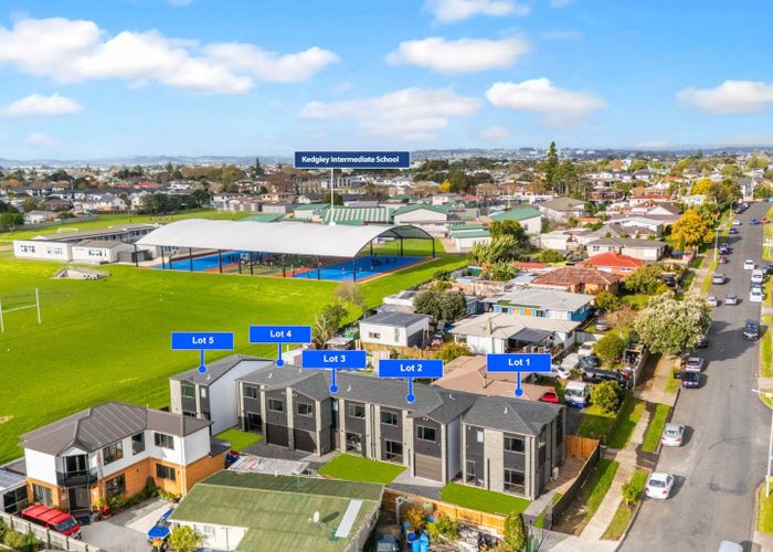  at Lot 2/8 Woburn Street, Mangere East, Manukau City, Auckland