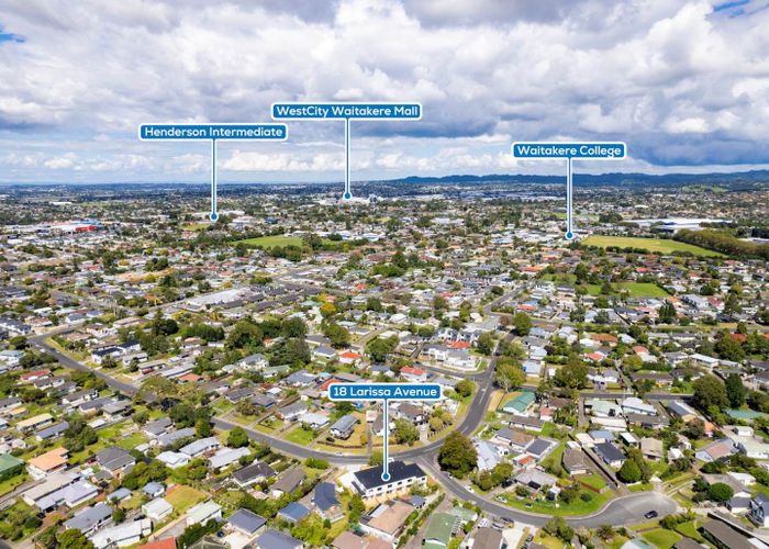  at 1/18 Larissa avenue, Henderson, Waitakere City, Auckland