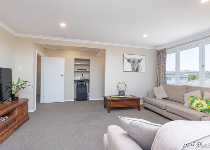  at 11 Penguin Grove, Waitangirua, Porirua