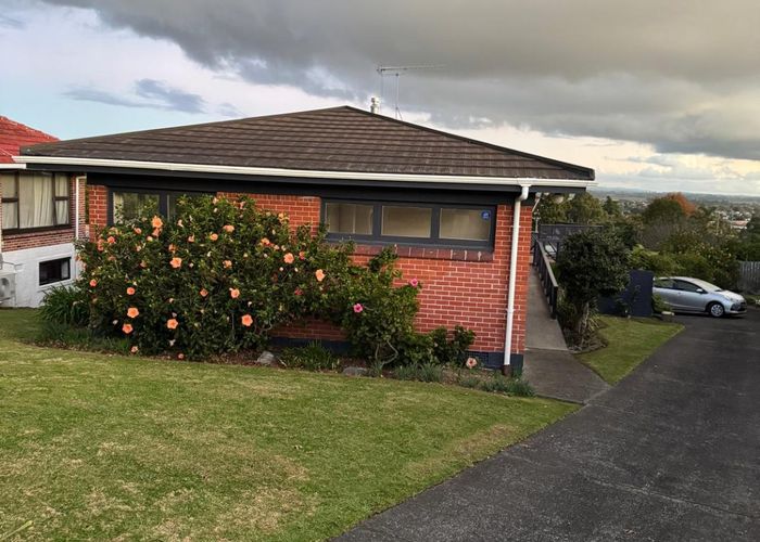  at 29 Hillcrest Grove, Hill Park, Manukau City, Auckland