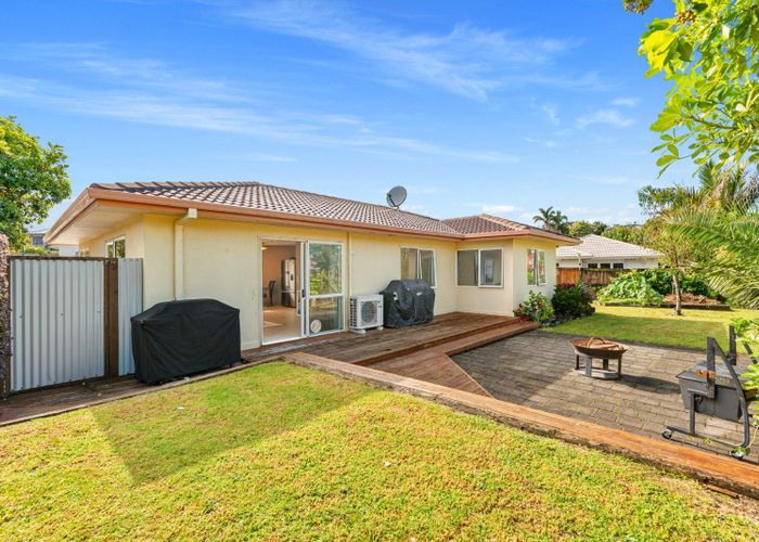  at 1 Vanderbilt Place, Welcome Bay, Tauranga, Bay Of Plenty