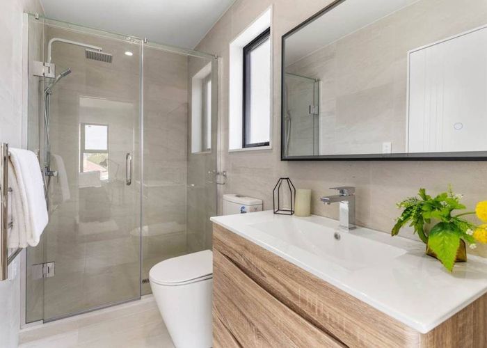  at 2/18 Alexander Ave, Papatoetoe, Papatoetoe, Manukau City, Auckland