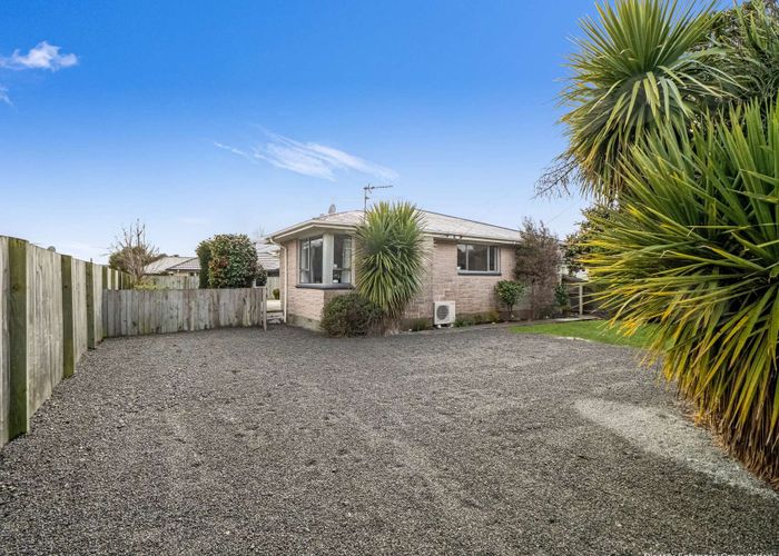  at 402 Yaldhurst Road, Russley, Christchurch City, Canterbury