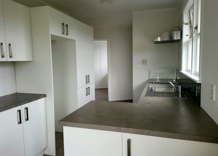  at 27 Lynda Avenue, Paparangi, Wellington