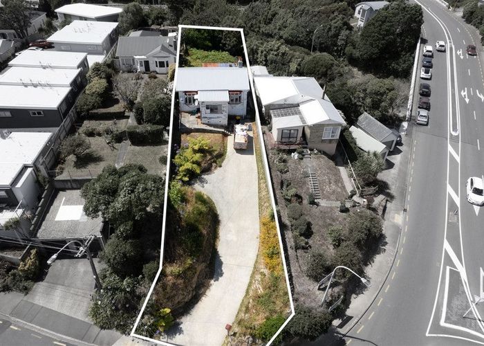  at 4 Middleton Road, Johnsonville, Wellington, Wellington