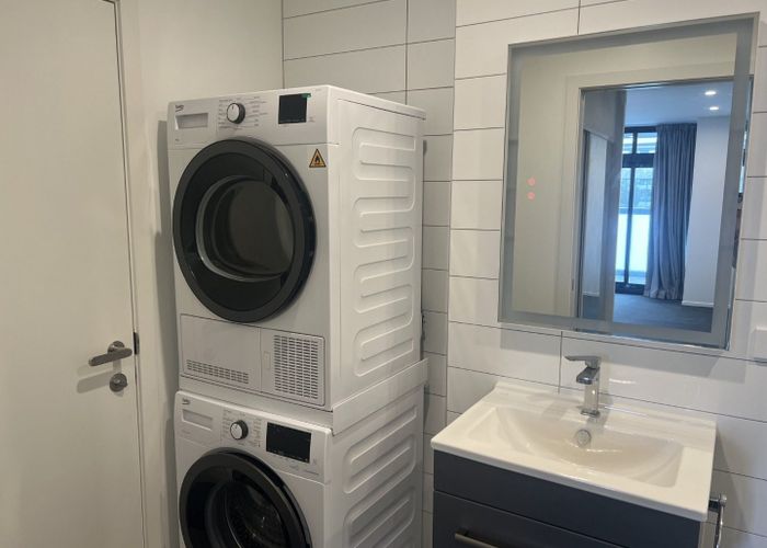  at 403/43B Gillies Ave, Newmarket, Auckland City, Auckland