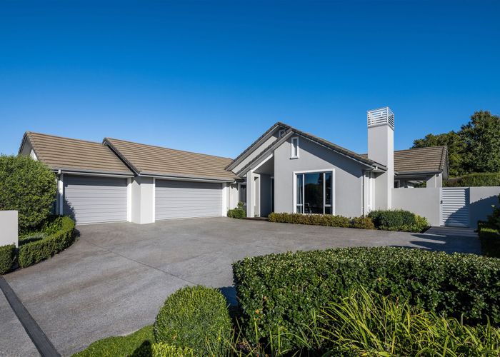  at 17 Amokura Crescent, Flagstaff, Hamilton