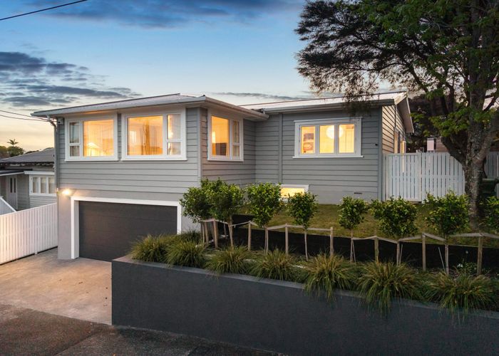  at 10 Bungalow Avenue, Point Chevalier, Auckland City, Auckland