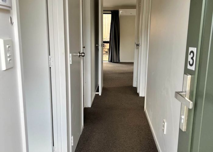  at 3/36 John Jennings Drive, Oteha, North Shore City, Auckland