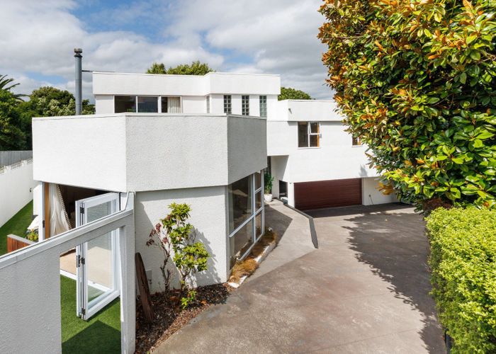  at 434B College Street, Hokowhitu, Palmerston North