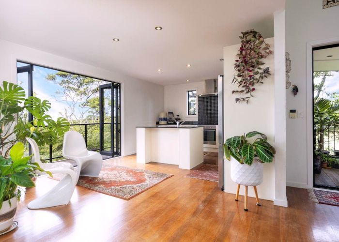  at 45 Laingholm Drive, Laingholm, Waitakere City, Auckland