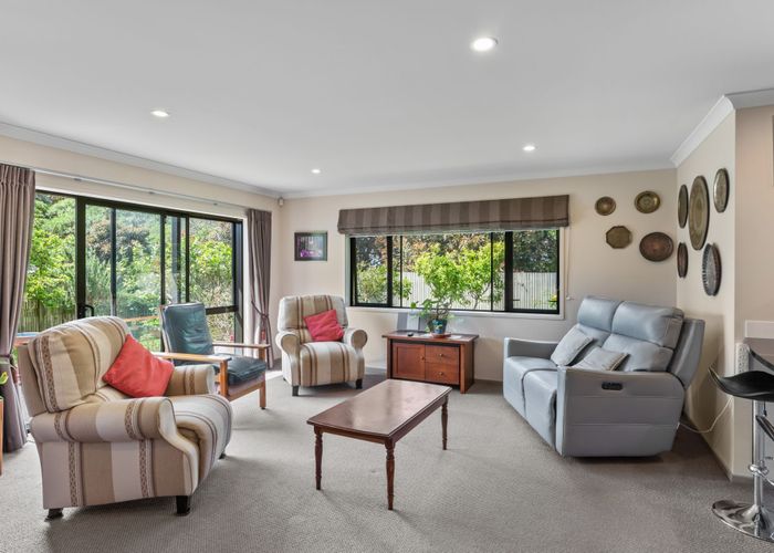  at 15 Fairway Oaks Dr, Waikanae Beach, Kapiti Coast, Wellington