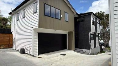  at 16B Woodhouse Place, West Harbour, Auckland