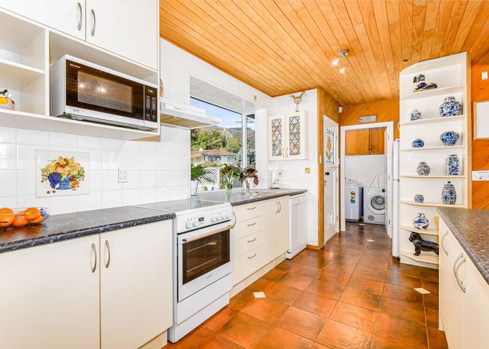  at 3 Glen Alice Grove, Naenae, Lower Hutt, Wellington