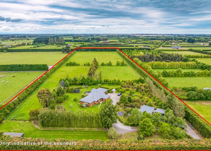  at 372 Hamptons Road, Christchurch