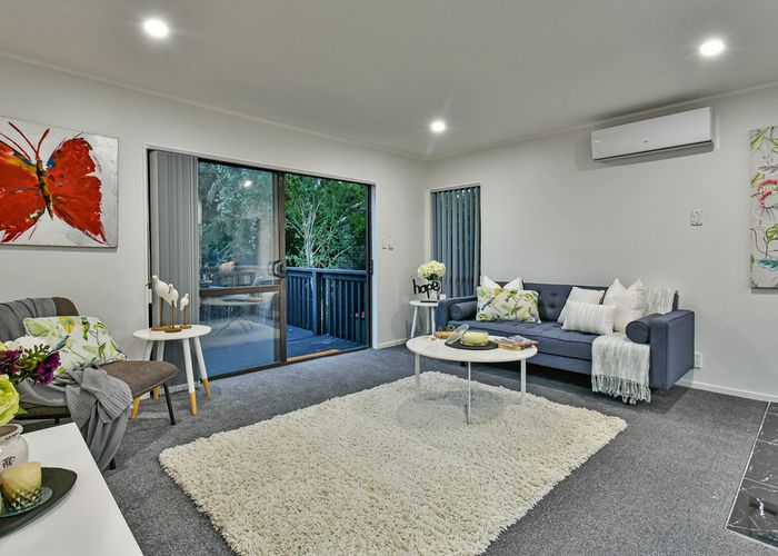  at 3/106 Shifnal Drive, Randwick Park, Auckland
