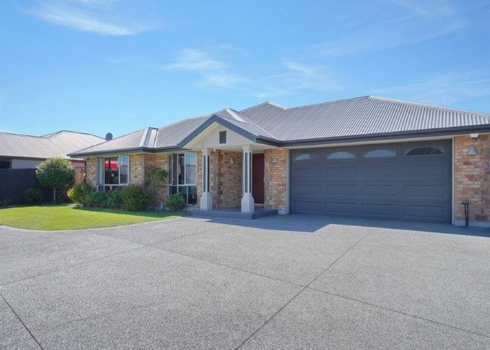  at 10 Tawa Place, Parklands, Christchurch