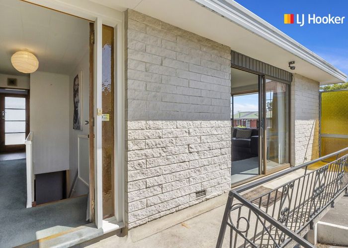  at 5 Stanley Street, Kenmure, Dunedin