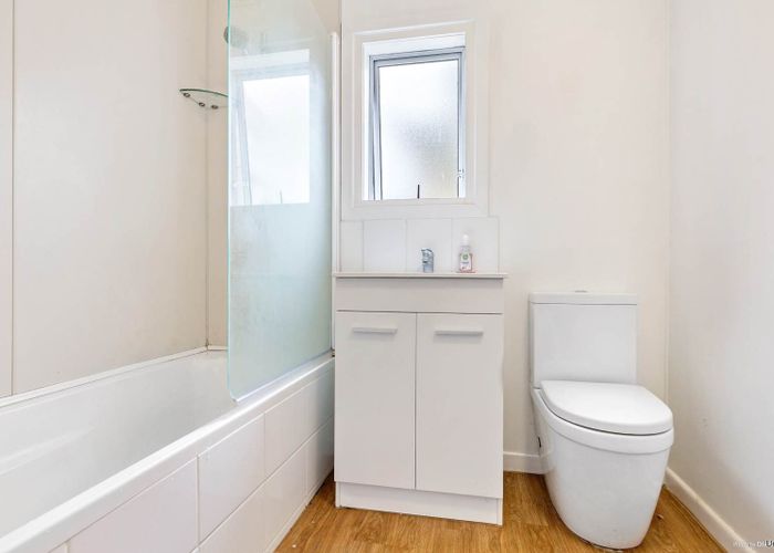  at 4A Green Lane East, Remuera, Auckland