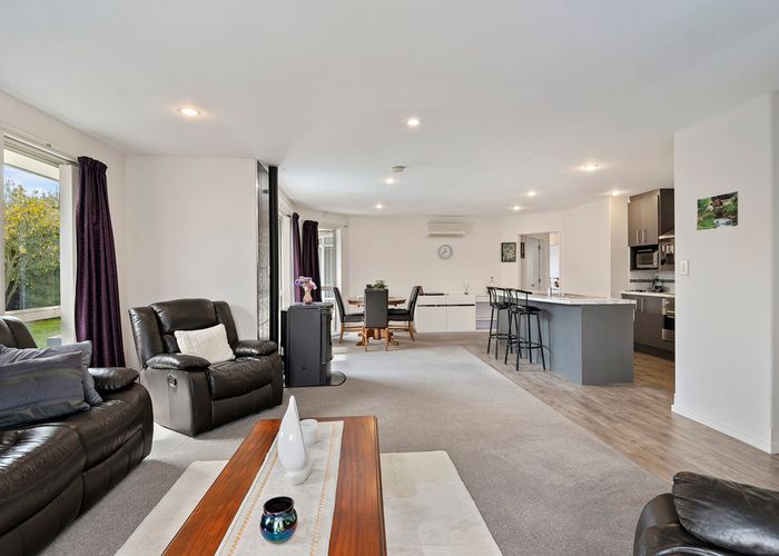  at 52 Rothesay Road, Parklands, Christchurch