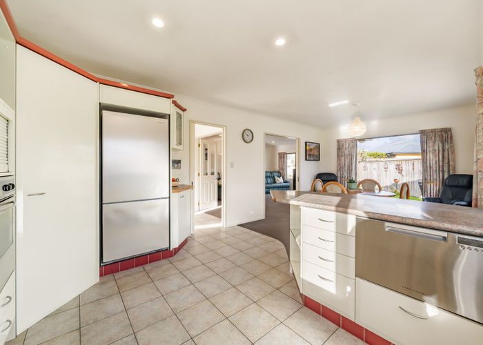  at 5 Rosebank Place, Avalon, Lower Hutt, Wellington
