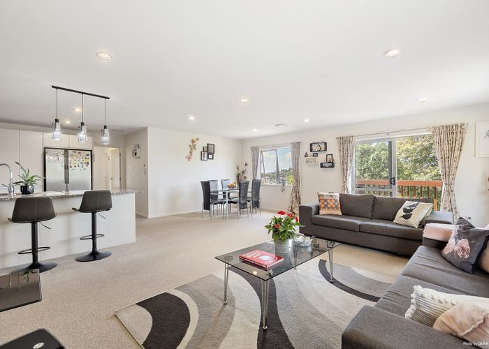  at 1/15 Cherry Tree Place, Massey, Waitakere