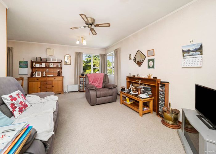 at 37 Daytona Road, Henderson, Waitakere City, Auckland