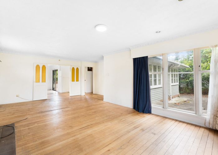  at 17 Kirrie Avenue, Te Atatu South, Waitakere City, Auckland