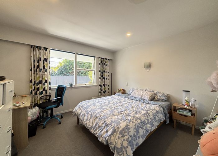  at 2/5 Ashfield Place, Ilam, Christchurch City, Canterbury