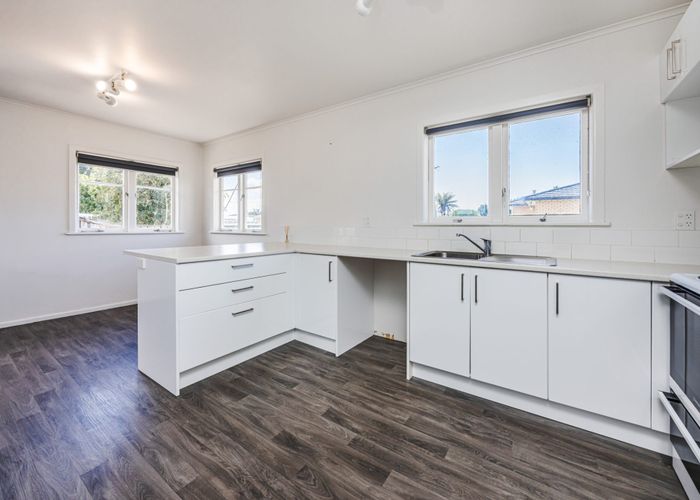  at 41 Hill Crescent, Papakura, Papakura