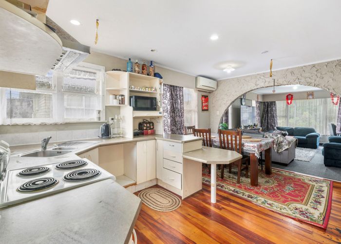  at 54 Cramond Drive, Mangere East, Auckland