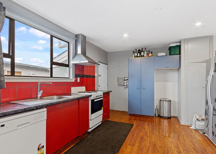  at 1/381 Linwood Avenue, Bromley, Christchurch