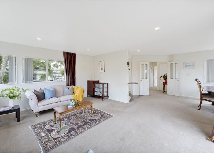  at 1/210A East Coast Road, Forrest Hill, North Shore City, Auckland