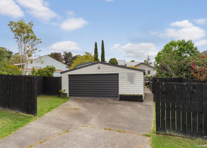  at 3 Midgley Road, West Harbour, Waitakere City, Auckland