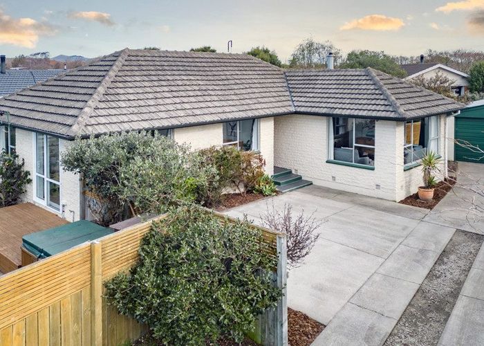  at 484 Mairehau Road, Parklands, Christchurch