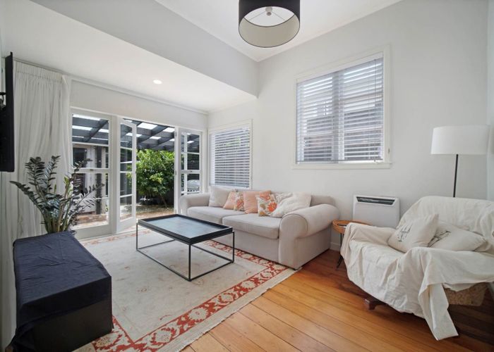  at 16 Huapai Street, Onehunga, Auckland City, Auckland