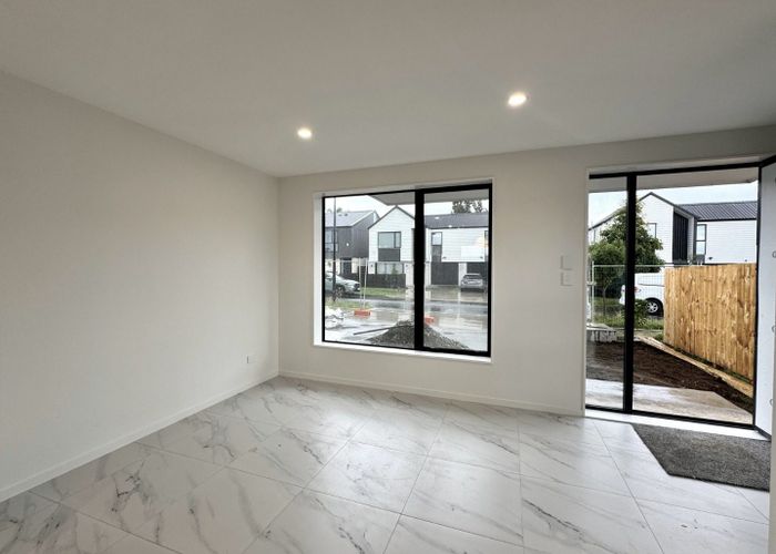  at 18 Paapaakiri Loop, Takanini, Papakura, Auckland