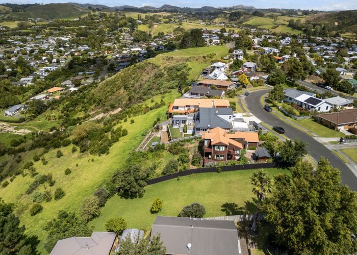  at 24 Philomel Crest, Welcome Bay, Tauranga, Bay Of Plenty