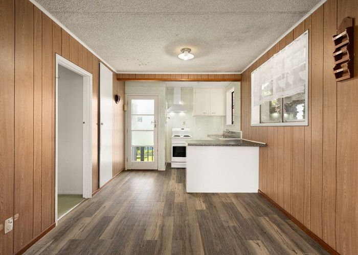  at 5 Leonard Place, Otara, Manukau City, Auckland